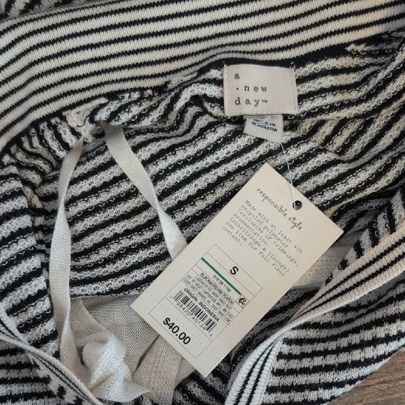 NWT Black/Cream Casual Long Sleeve Sweater Dress S - Picture 7 of 8